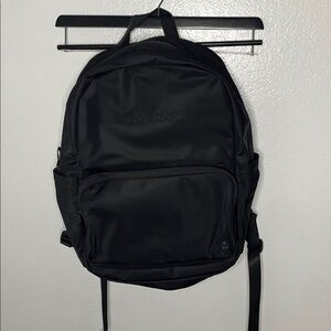 Lululemon Black Everywhere Backpack 22L